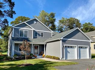 26 Starboard Dr #64, Onset, MA 02558