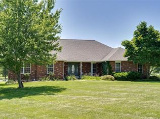 1002 Country Trails Ln, Moscow Mills, MO 63362