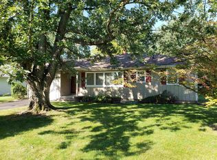 104 Mohawk Dr, Flora, IN 46929