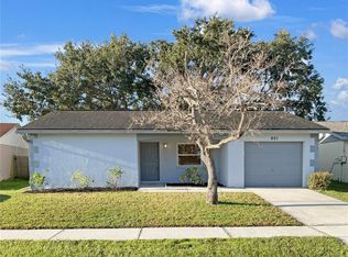 901 Axlewood Cir, Brandon, FL 33511