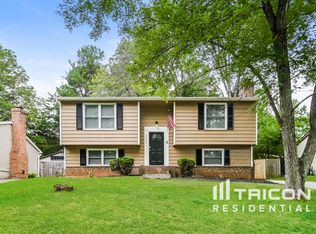 5223 Split Oak Dr, Charlotte, NC 28227