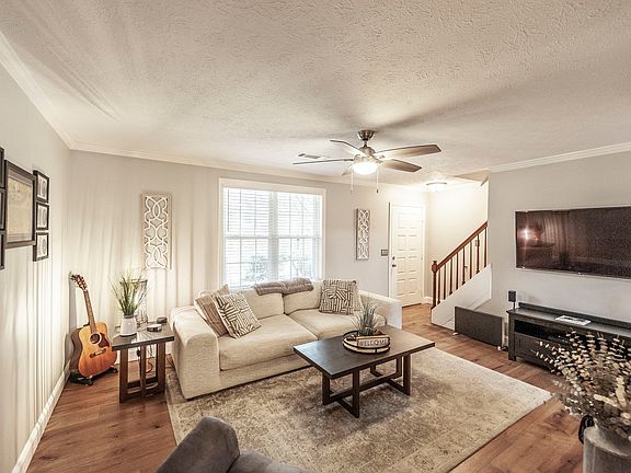 4th image of 430 Walton Ferry Rd APT 1606