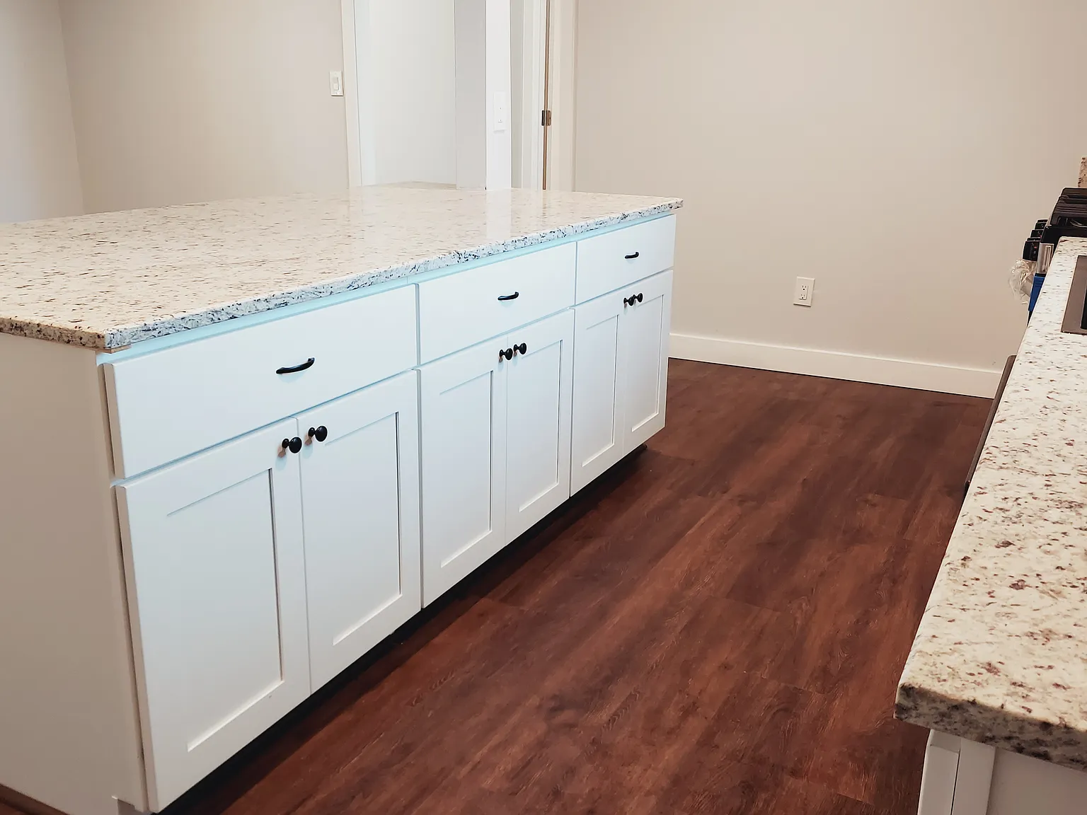 3 bed, 1500 sqft, $1,975 — Photo 4