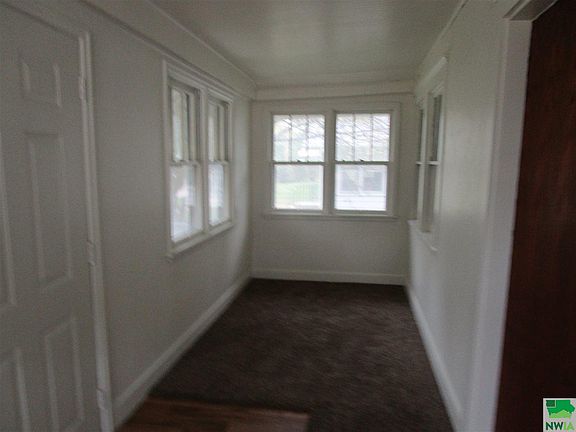 5th image of 2214 S Rustin St