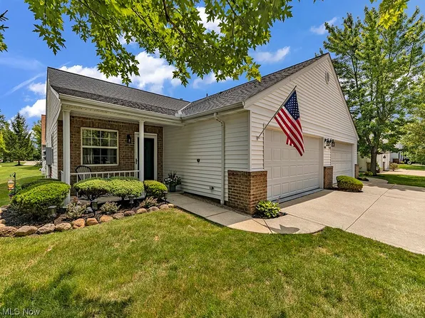 687 N Creek Dr, Painesville, OH 44077