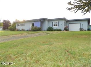 173 SW Siletz River Dr, Siletz, OR 97380