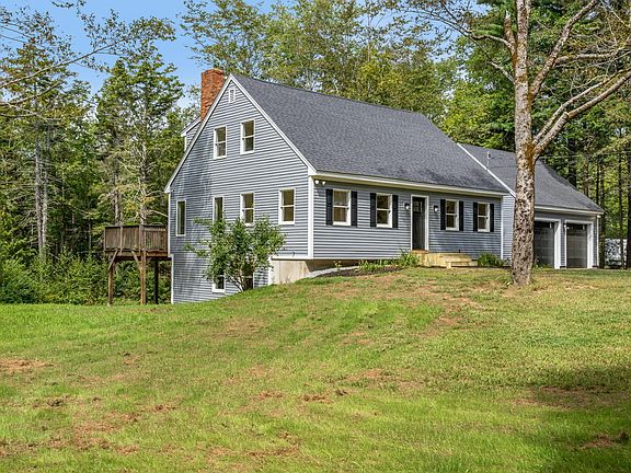 4th image of 32 Merritt Road