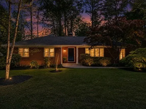 1424 Christmas Ln, Atlanta, GA 30329