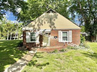 2919 S Claremont Ave, Independence, MO 64052