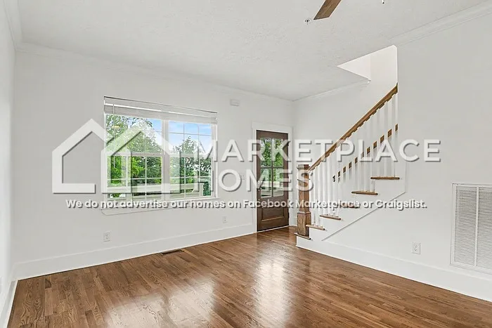 185 Peach St — Photo 4