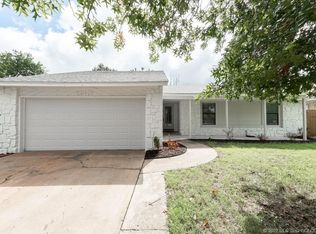 3013 S Poplar Ave, Broken Arrow, OK 74012