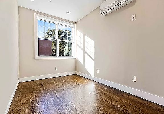 1st image of 7A Lexington Ave #7AC