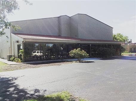 1st image of 200 Lee Blvd
