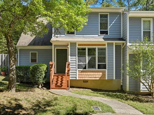 101 Thomas Ln #3, Carrboro, NC 27510