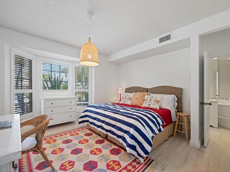 11875 Pebblewood Dr #201 — Photo 18