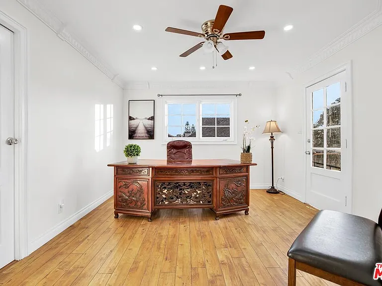 915 Edie Dr — Photo 30