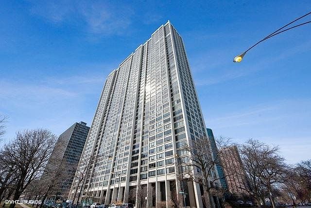 1st image of 2800 N Lake Shore Dr APT 2113