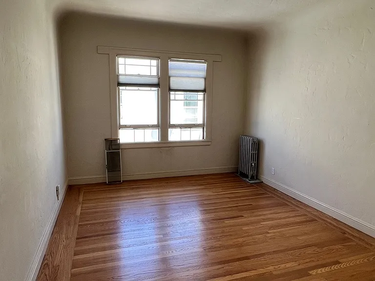 650 Stanyan St — Photo 6