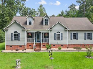 24 Teachs Cove Rd, Bath, NC 27808