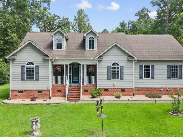 24 Teachs Cove Road, Bath, NC 27808