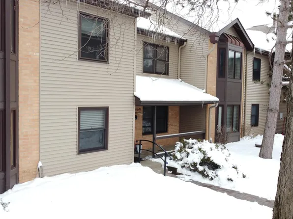 11039 Oregon Cir #60, Bloomington, MN 55438