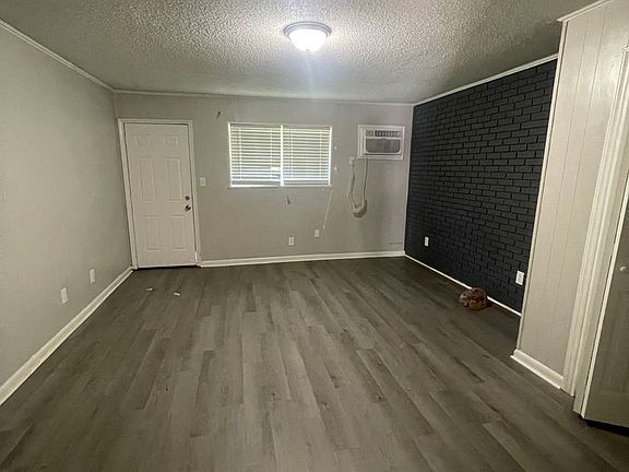 4th image of 3915 McVay St SW Unit 15