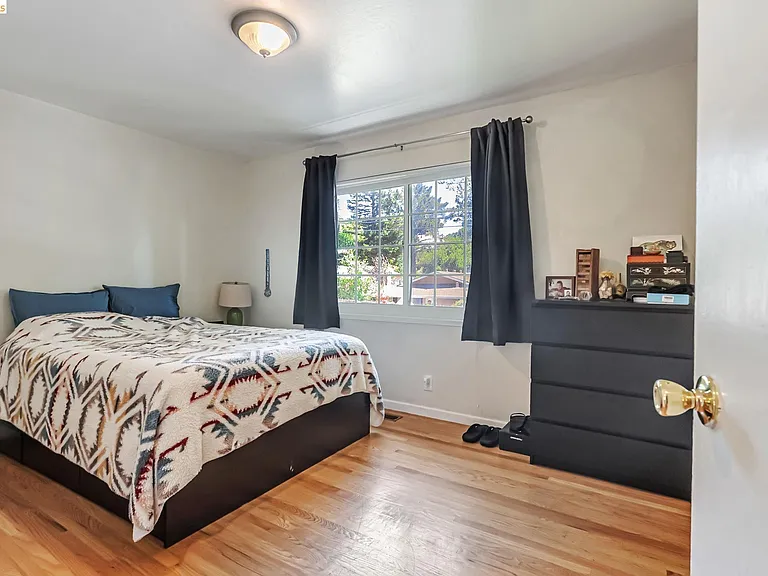 2050 Donald Dr — Photo 11
