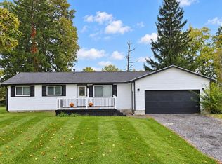 1008 Crestview Dr, Crestline, OH 44827