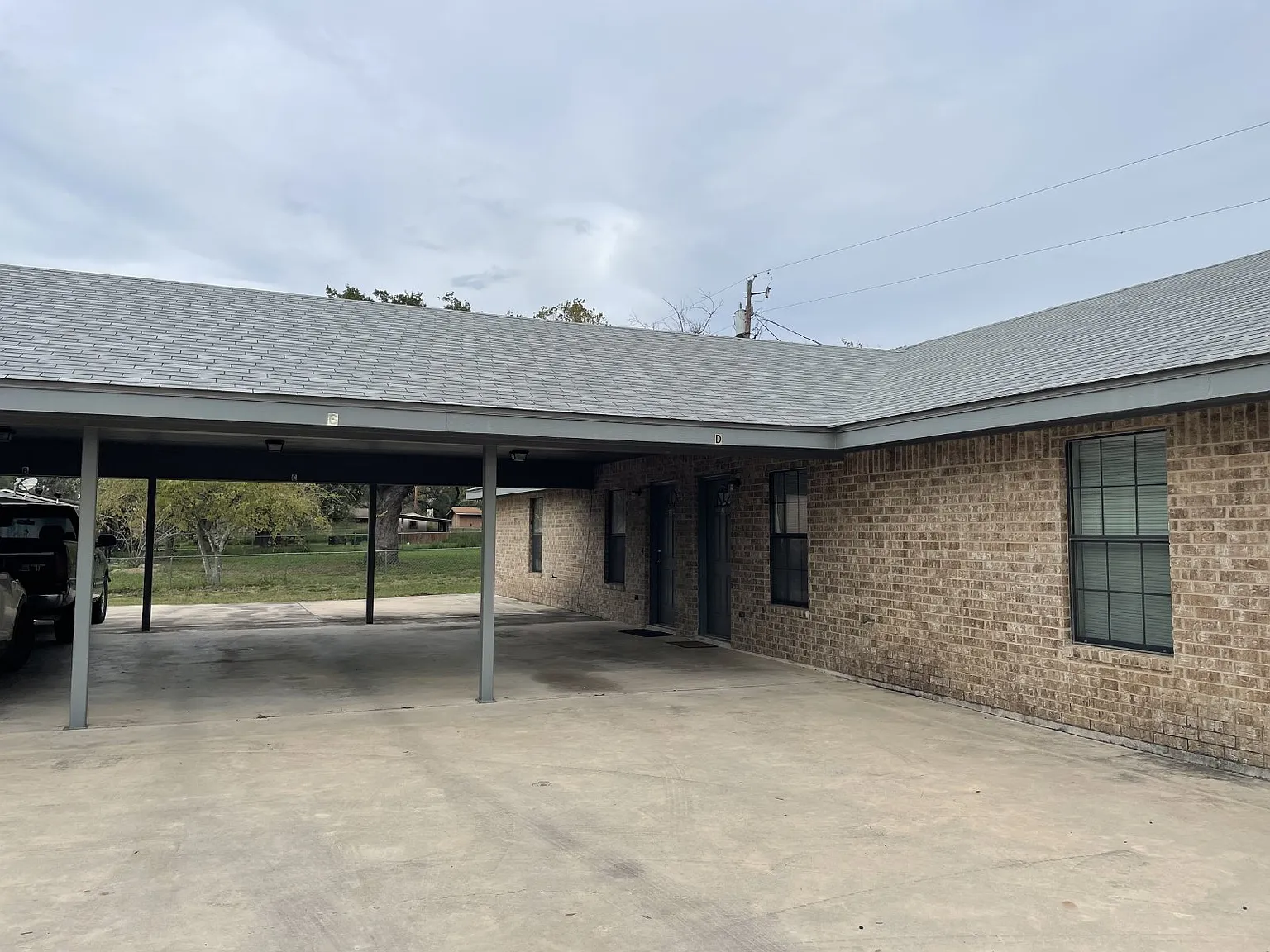 2 bed, 1.0 bath, 960 sqft, $1,100 — Photo 3