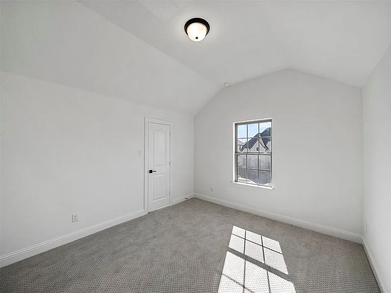 4280 Mill Pond Dr — Photo 29