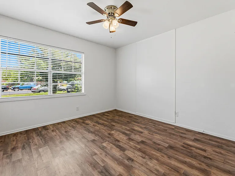 6601 Stonleigh Pl — Photo 13