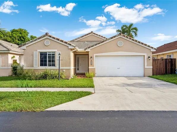 15840 SW 85th St, Miami, FL 33193