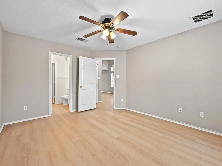 1503 Davis Mountain Loop — Photo 13