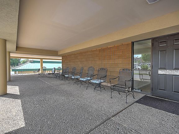 4th image of 1585 Fort Henry Dr APT 6H