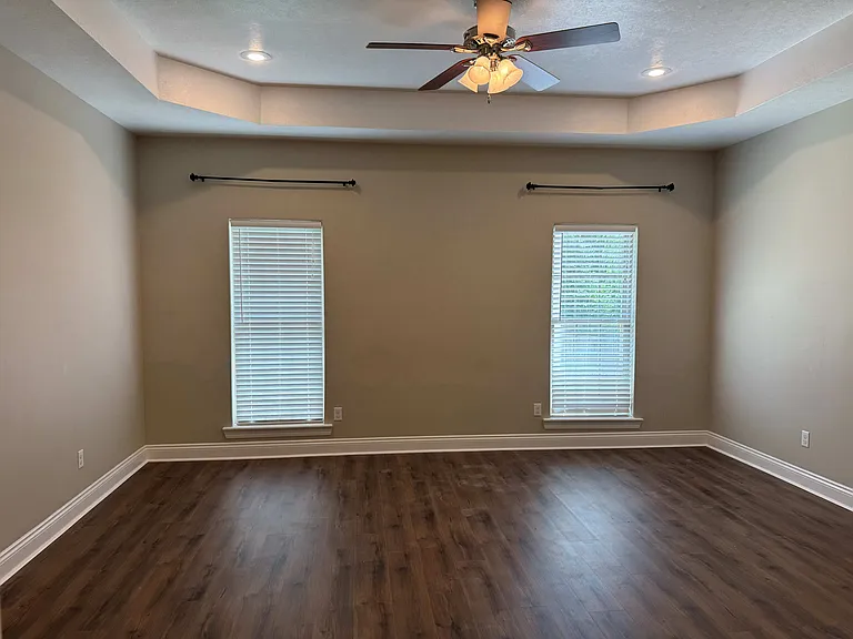 105 Small Oaks Rd — Photo 10