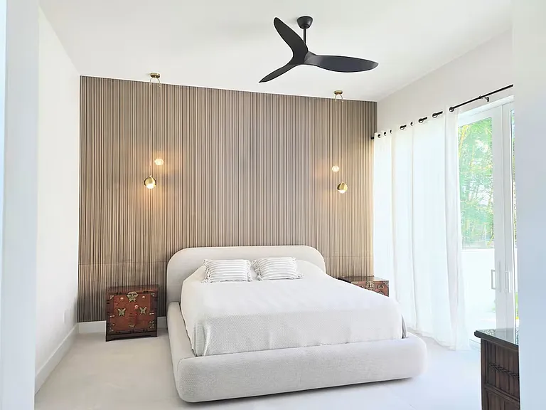 Roberts Bay Ln — Photo 12