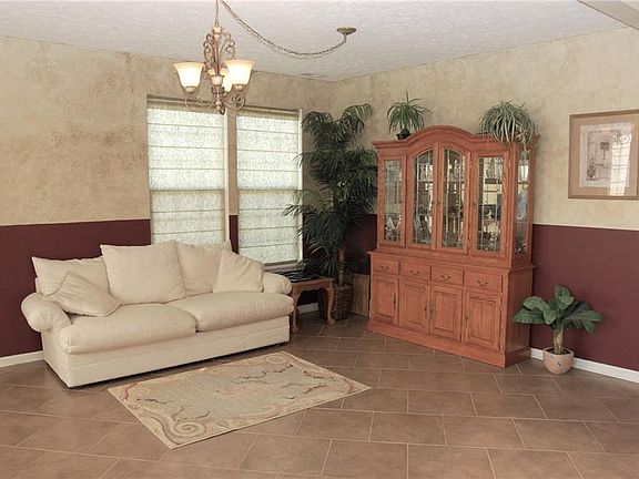 4th image of 6697 Amherst Way