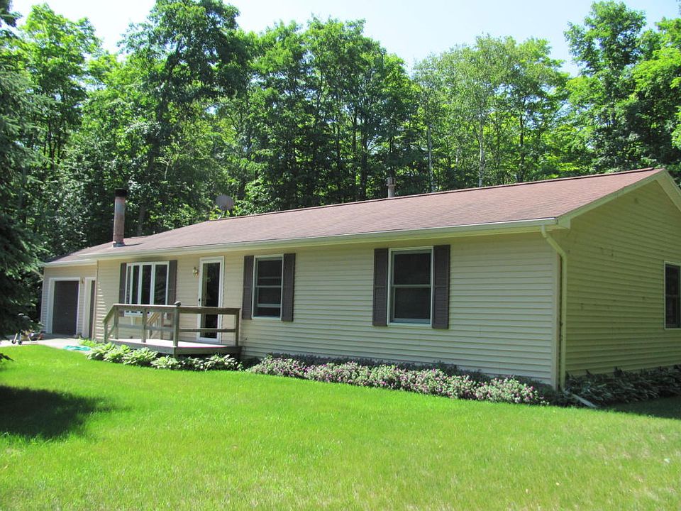 1st image of 18345 N Old Mackinaw Rd