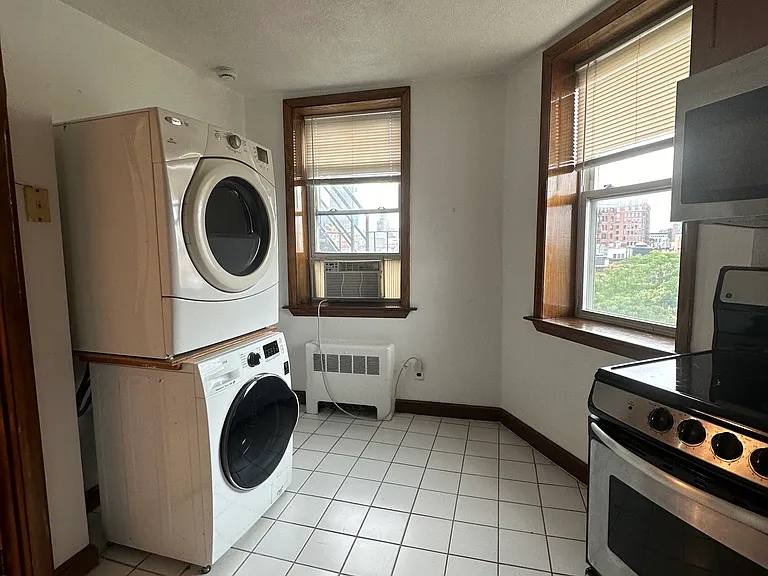 40 Sheafe St #7 — Photo 3