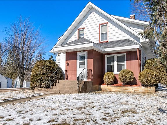 3rd image of 1310 Webb Street