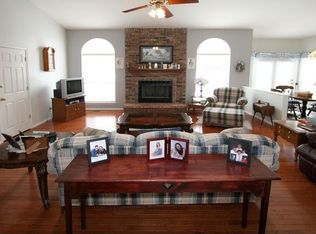 1222 Hearthside Dr, Saint Charles, MO