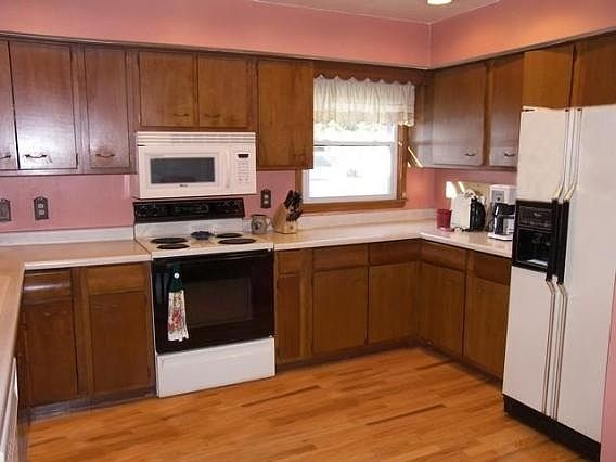 5th image of 2108 Kensington St