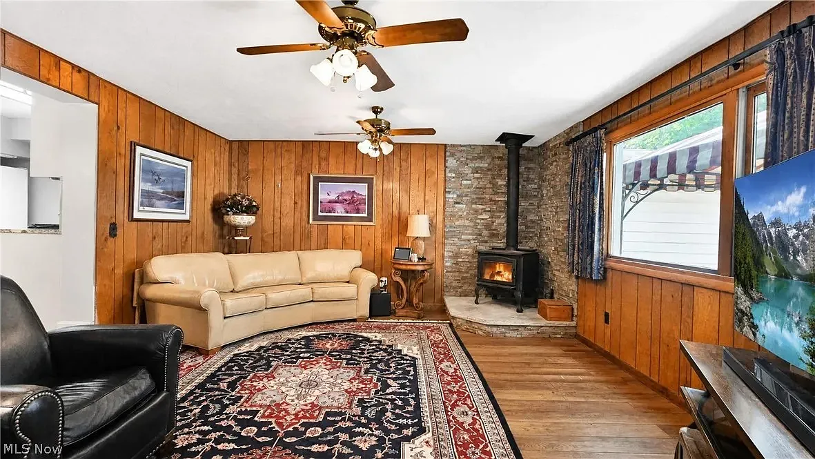 3 bed, 3136 sqft, $2,600 — Photo 4