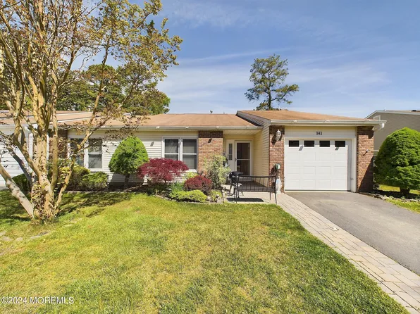 141 Devon Court, Lakewood, NJ 08701