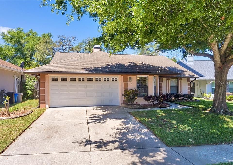 1st image of 532 Holbrook Cir
