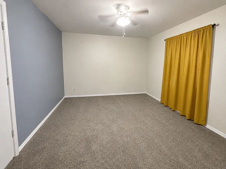 6200 Temora Loop — Photo 8