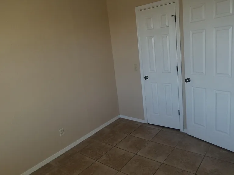 12948 Jeremiah Dr #B-D — Photo 21