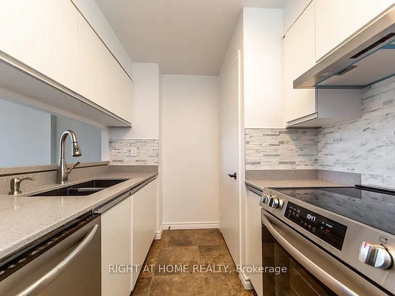 90 Dale Ave #301 — Photo 15