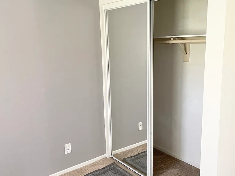 176 Valley View Ter — Photo 5