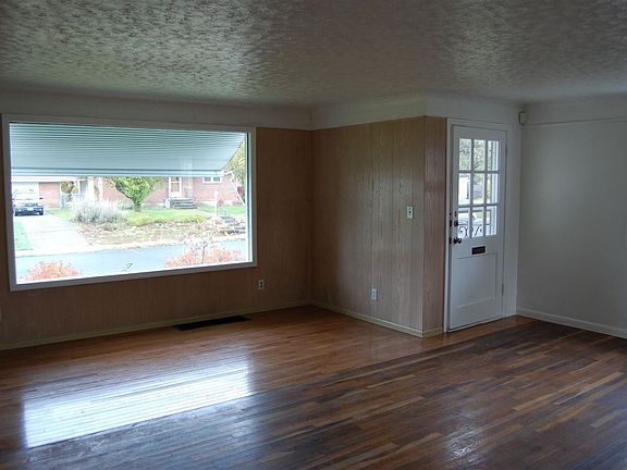 2nd image of 5414 N Cannon St